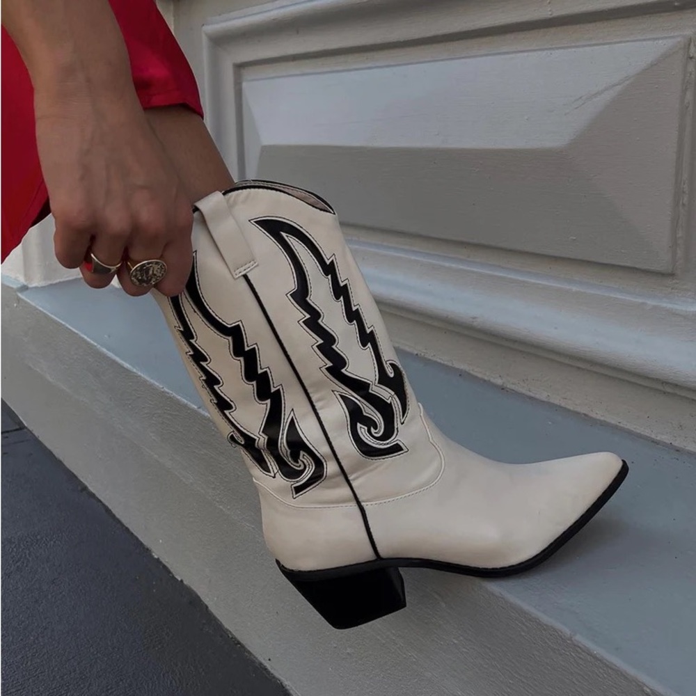 Bellini Cowgirl Boots